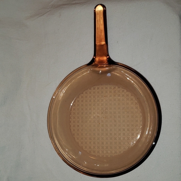 Corning Visions ware 10" Amber Skillet - Picture 4 of 7